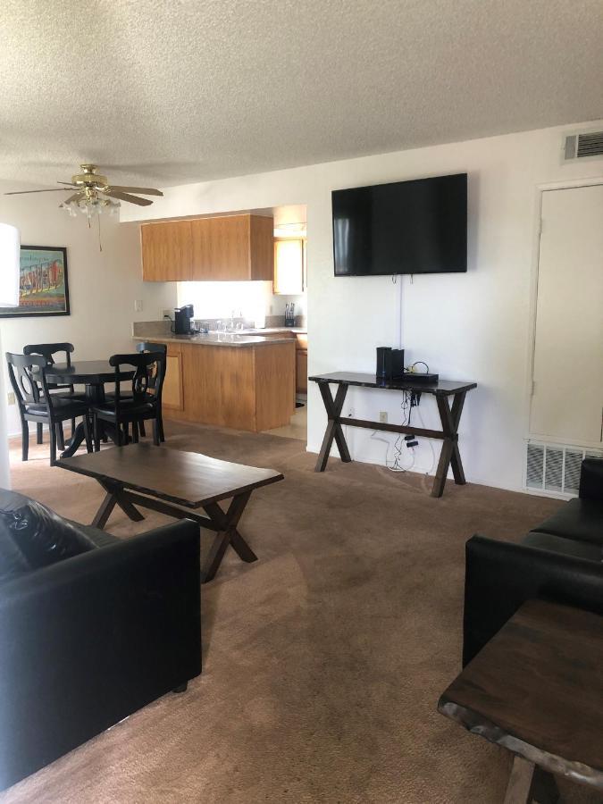 Whispering Meadows Apartments Bakersfield Kültér fotó
