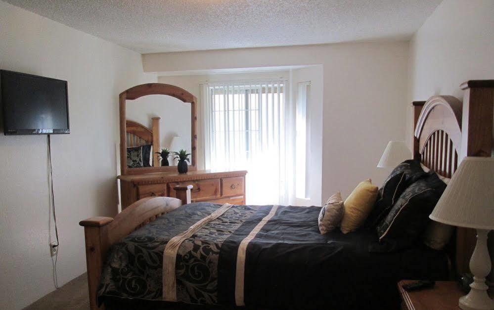 Whispering Meadows Apartments Bakersfield Kültér fotó