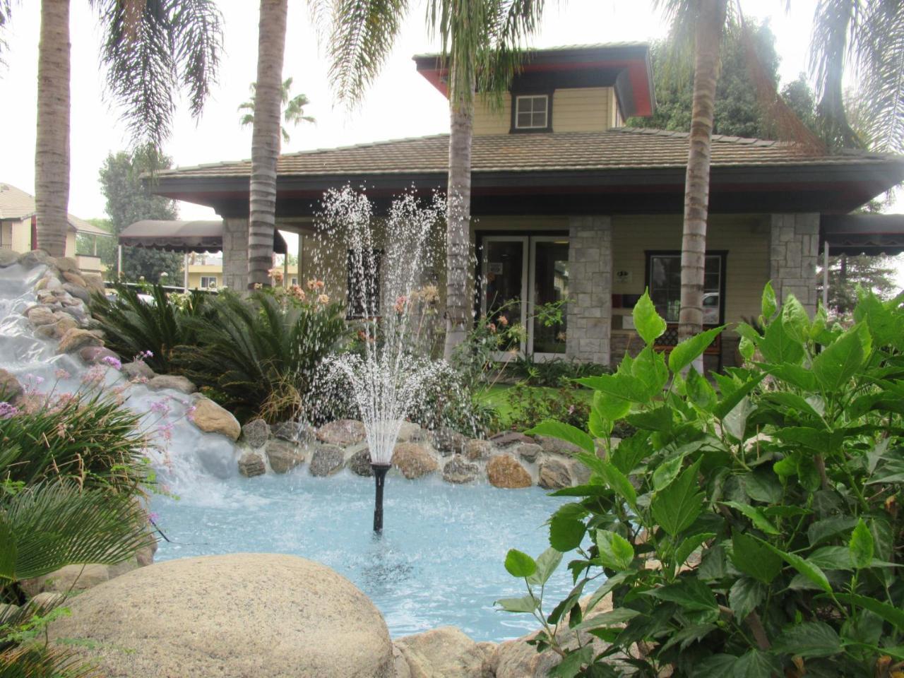 Whispering Meadows Apartments Bakersfield Kültér fotó